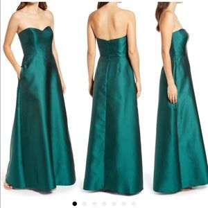 Alfred Sung Green Drew’s worn once. Size 2